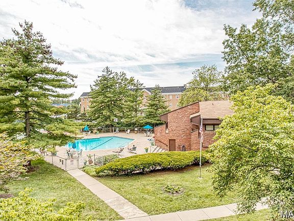 2nd image of 539 Coeur De Royale Dr APT 204