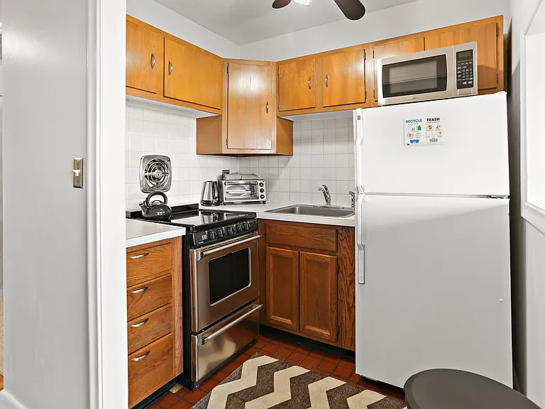 220 Beacon St #603 — Photo 11