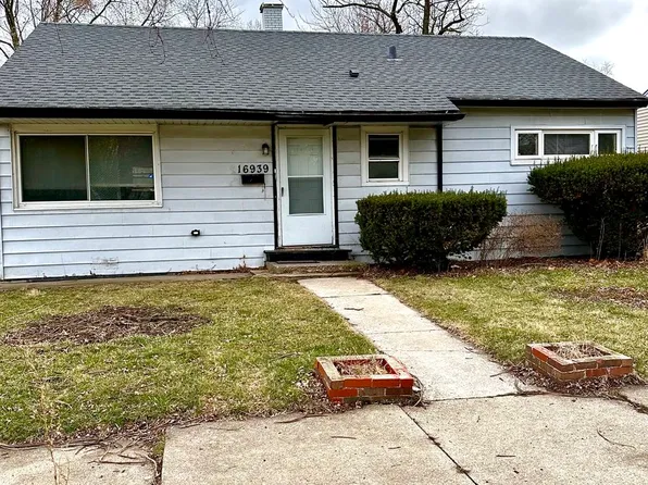 16939 Trapet Ave, Hazel Crest, IL 60429