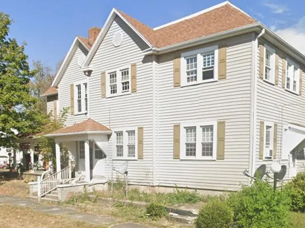 Sanderson 201 E. North Street - 4, 201 E North St, Winchester, IN 47394