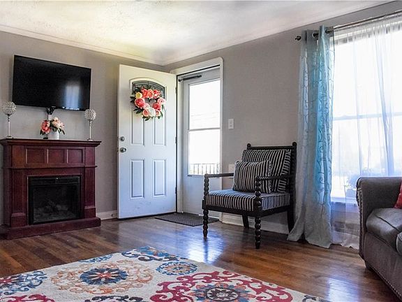 5th image of 11819 Milan Ave