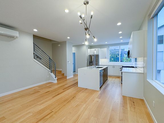 5th image of 8320 14th Ave NW #A
