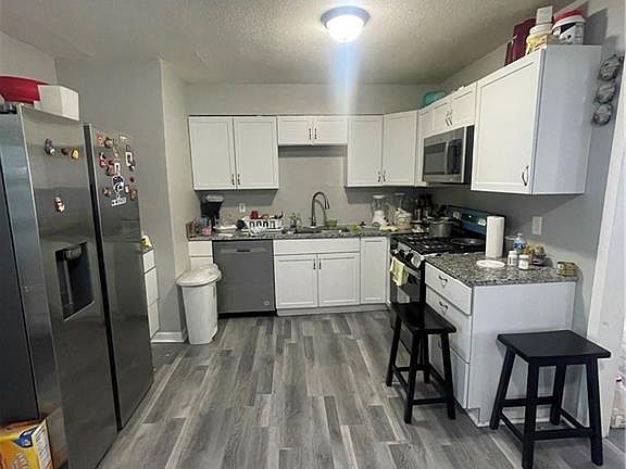 5th image of 3028 S 46th Ter