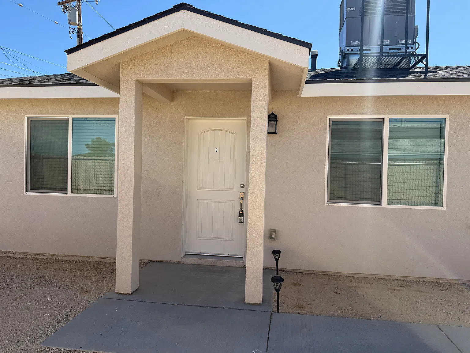 2 bed, 780 sqft, $1,450 — Photo 2