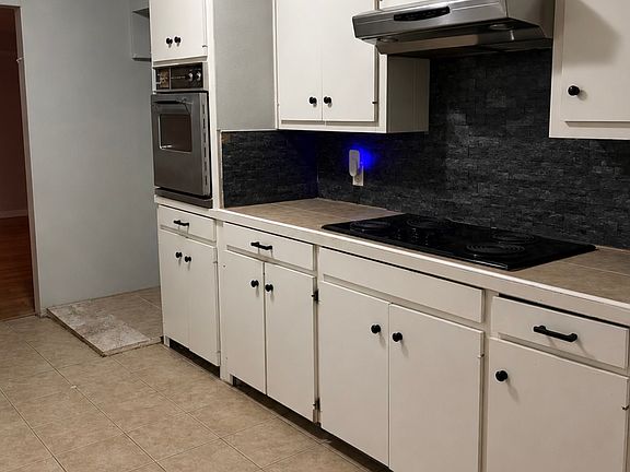 5th image of 5142 33rd St