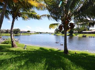 1421 Riverside Cir, Wellington, FL 33414