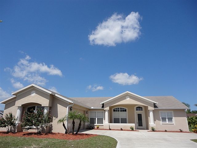 1st image of 10523 Skylark Pl
