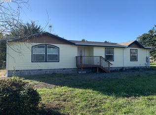 15510 Cedar Ln, Brookings, OR 97415