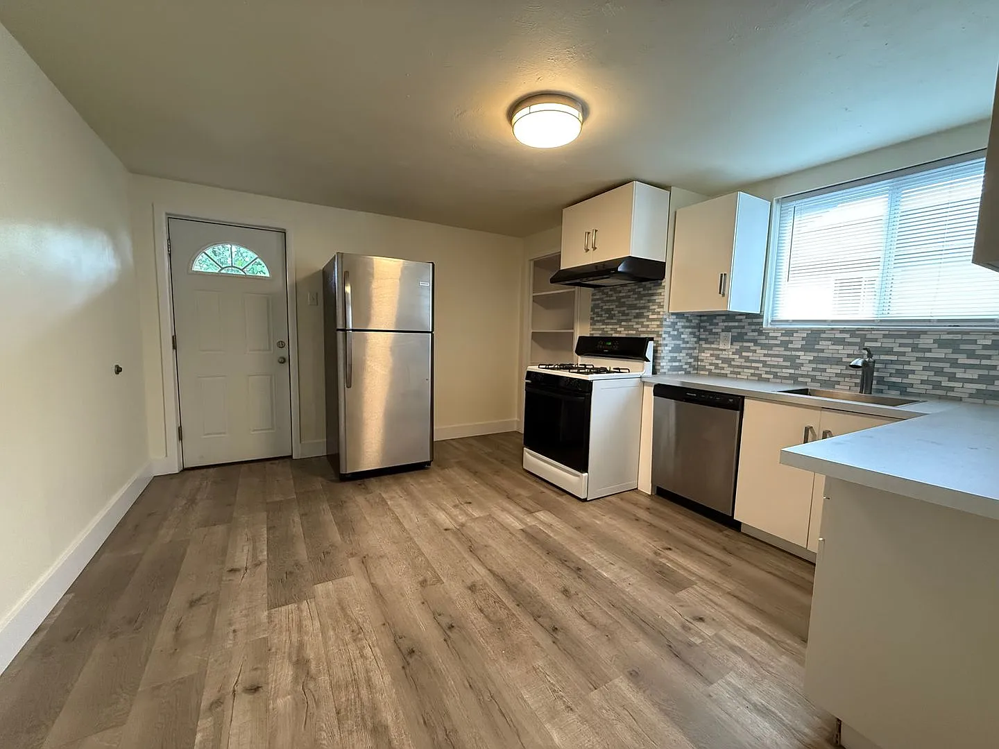 Updated 2BR Apartment with office now showing! — Photo 3