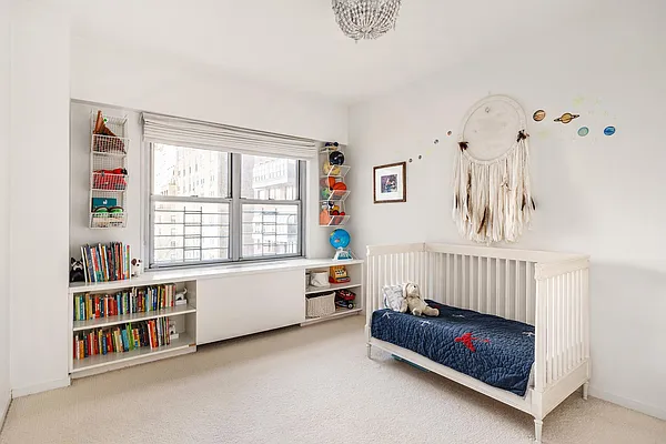 Sold by Compass | media 7