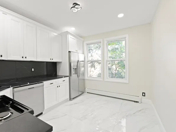 169 West 9th Street image 24 of 29