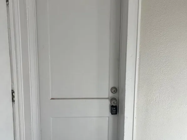 308 East Pine Street, 308 E Pine St #8, Wichita, KS 67214