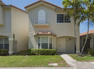 10805 NW 3rd Ct, Pembroke Pines, FL 33026