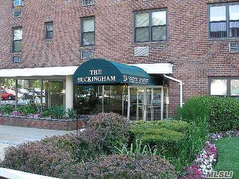 1st image of 124 Smith St APT 3L