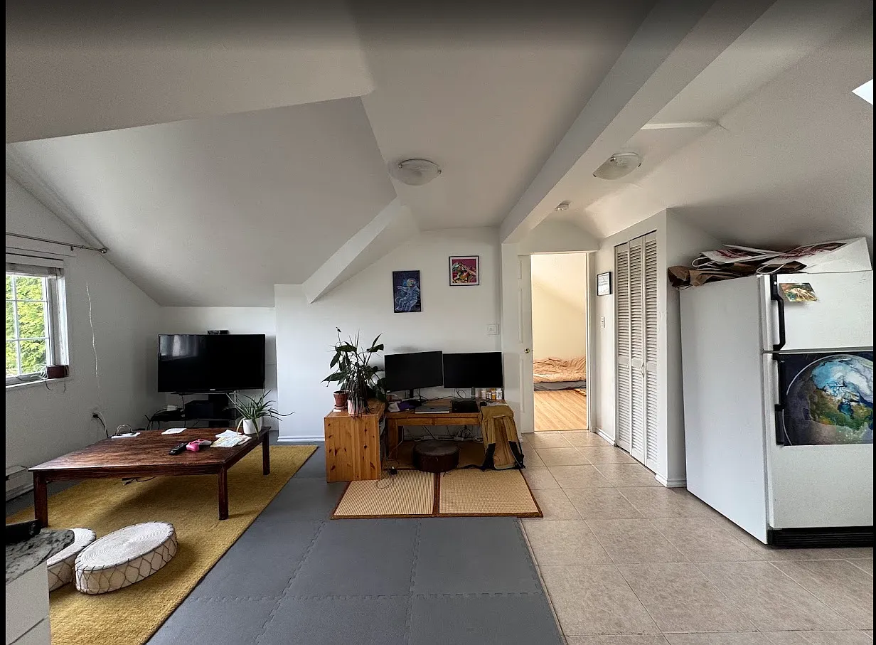 1 bed, 900 sqft, $1,990 — Photo 1