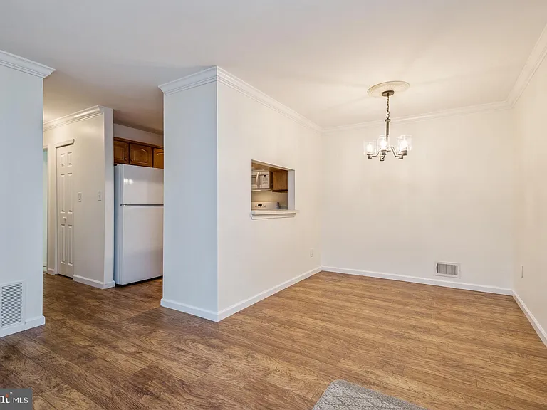 101 Quince Ct — Photo 11