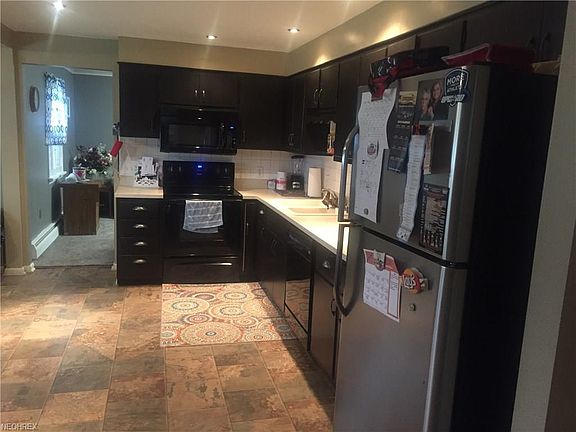 2nd image of 556 Oak Ave SW