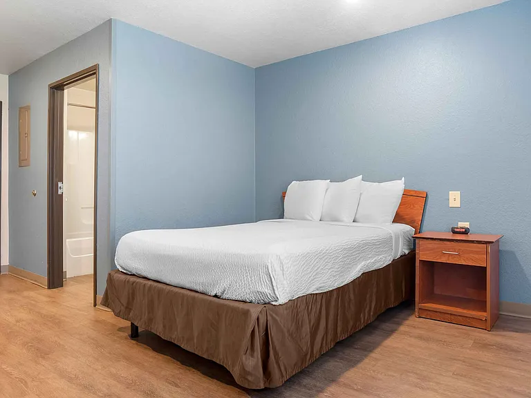 Studio Suite - 1 Full Bed