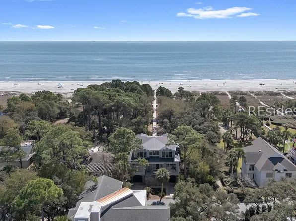 9 Bayberry Ln, Hilton Head Island, SC 29928