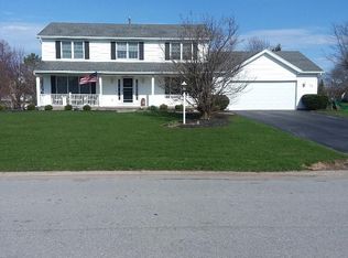 67 Quail Ln, Rochester, NY 14624
