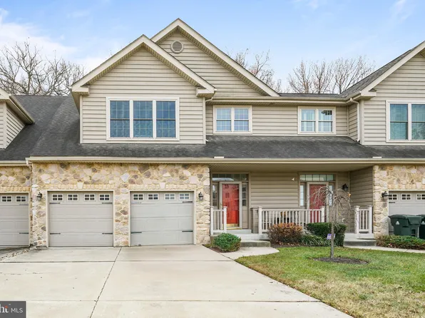 34 Fountainview Dr, Newark, DE 19713