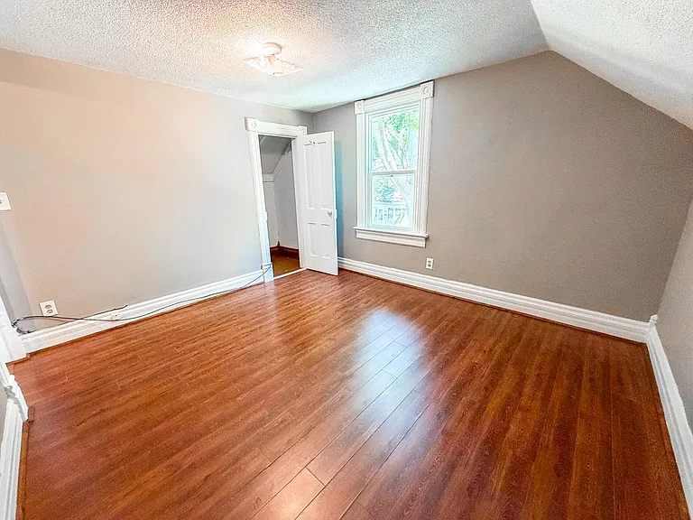 1710 Market St — Photo 8