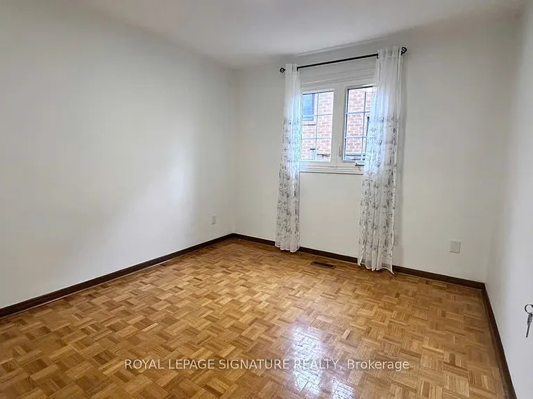 3137 Sunnyhill Dr #3 — Photo 8