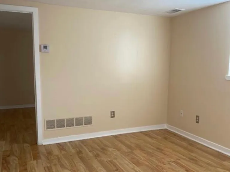 922 W Montgomery Ave #L5 — Photo 5