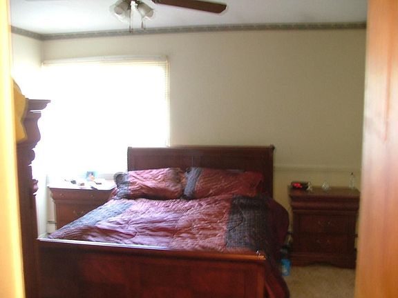 12 x 10 bedroom