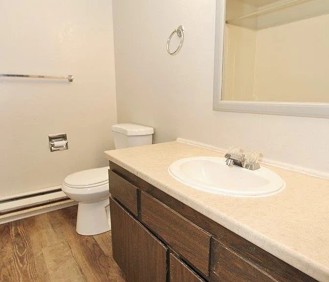 4833 W Targee St — Photo 6