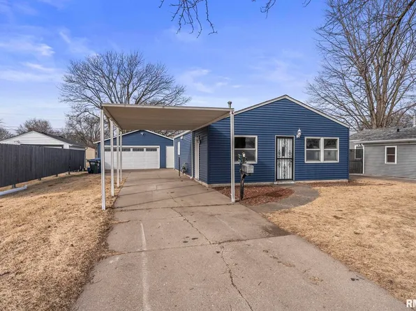 2332 N Nevada Ave, Davenport, IA 52804
