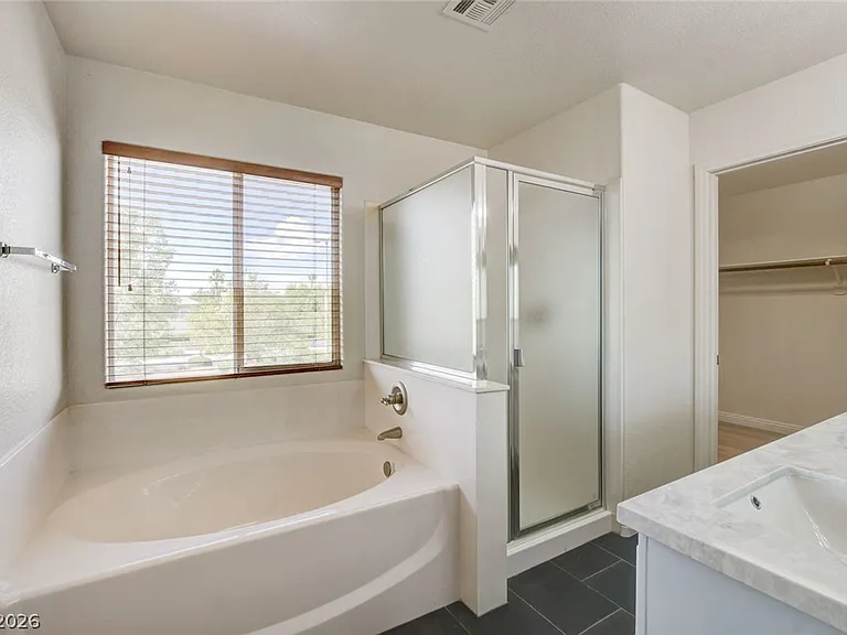 10808 Wallflower Ave — Photo 33