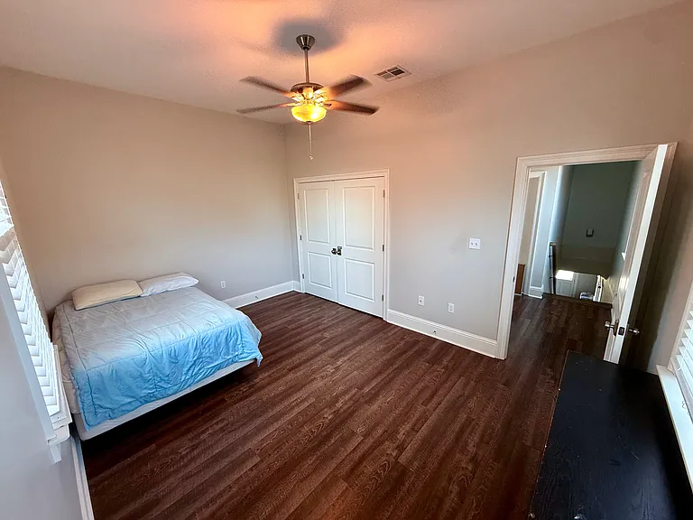 2061 S Chippewa St — Photo 18