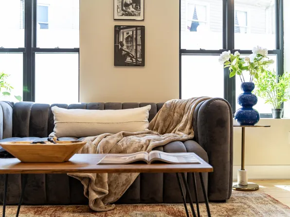 10 Prescott Street image 2 of 23