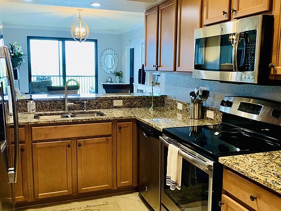 3rd image of 6515 Grand Estuary Trl Unit 305
