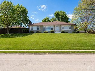 810 S Roosevelt Ave, Piqua, OH 45356