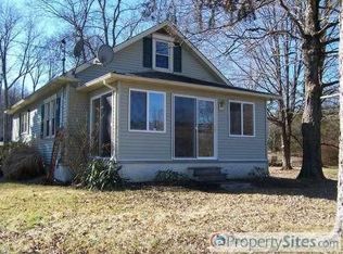 527 Haycock Run Rd, Kintnersville, PA 18930