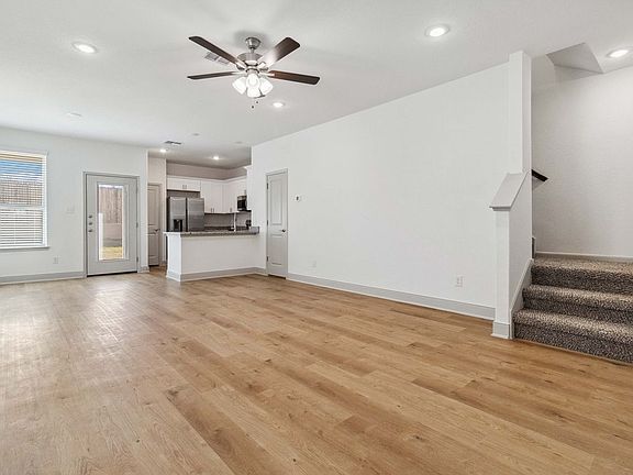2nd image of 10207 Tulipwood Run #101