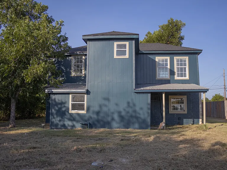 BACK OF HOUSE