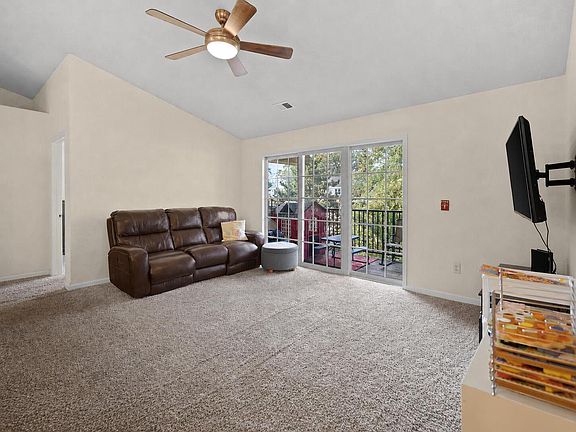 4th image of 1503 24th AVENUE #5