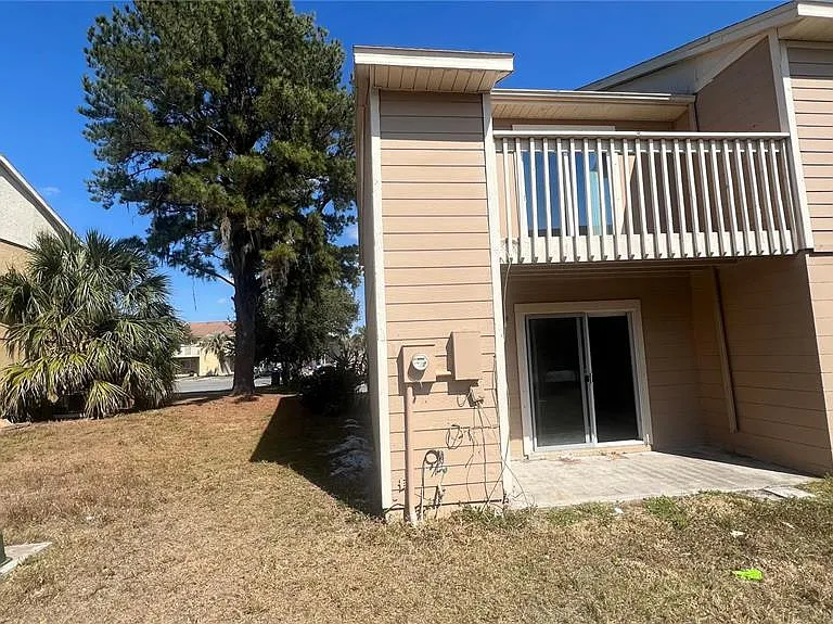 202 Watts Ln #D — Photo 17