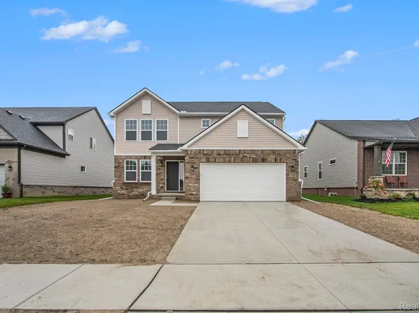 71537 Sarah Dr, Romeo, MI 48065