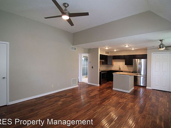 4th image of 366 Waterside Dr Unit 204