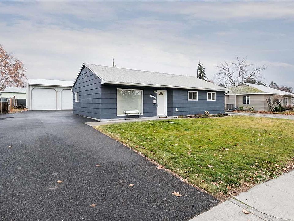 1st image of 604 Cottonwood Dr