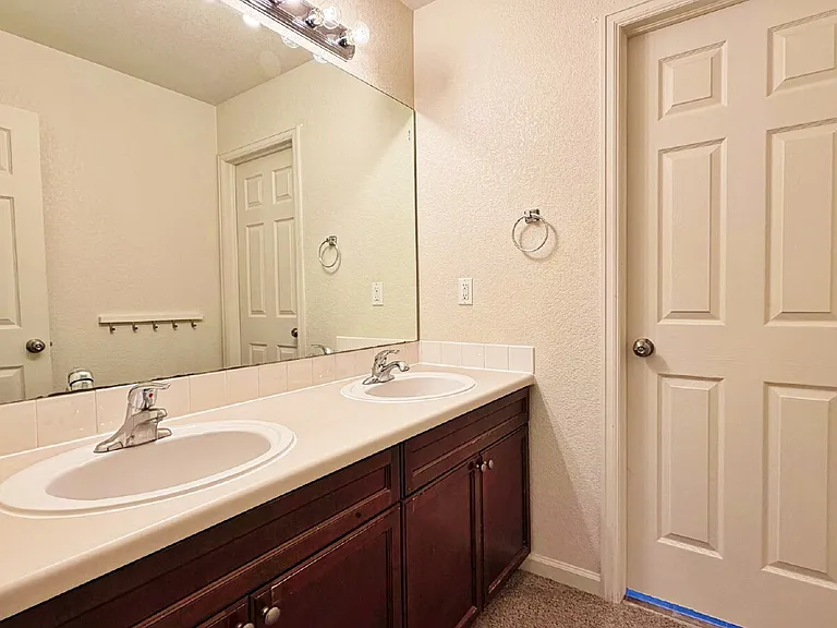 1323 S Duquesne Ct — Photo 18