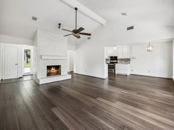 4406 Rain Forest Dr, Arlington, TX 76017
