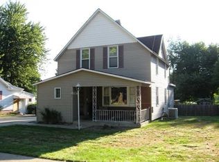 428 N 10th St, Oskaloosa, IA 52577