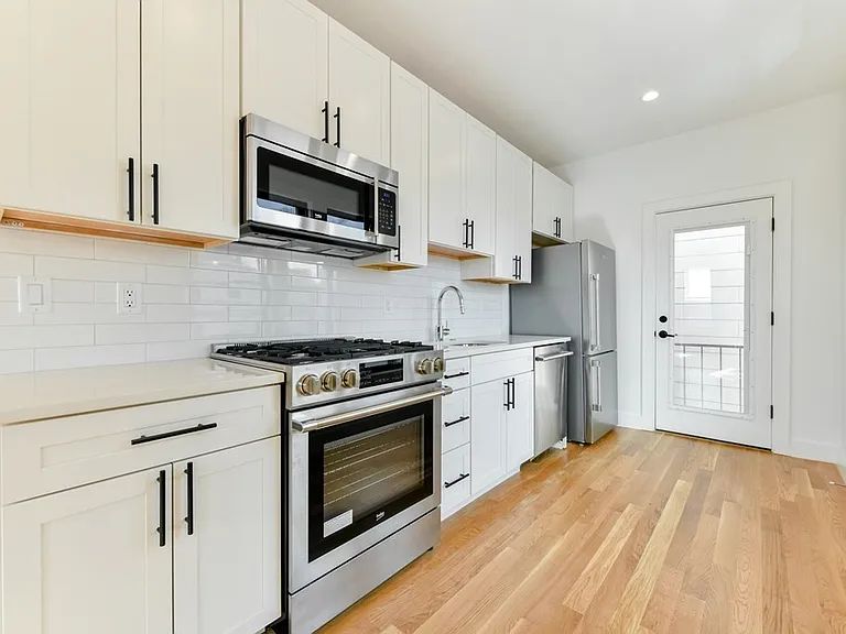 103 Old Harbor St #201 — Photo 1