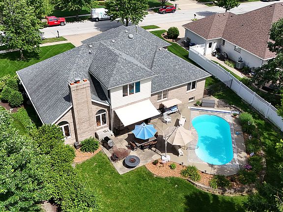 2nd image of 17324 Deer Creek Dr