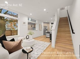 7007 9th Ave NE, Seattle, WA 98115